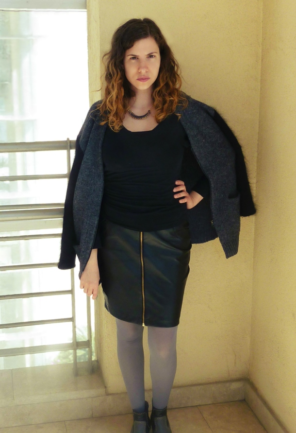 faux leather skirt and two-tone swetaer